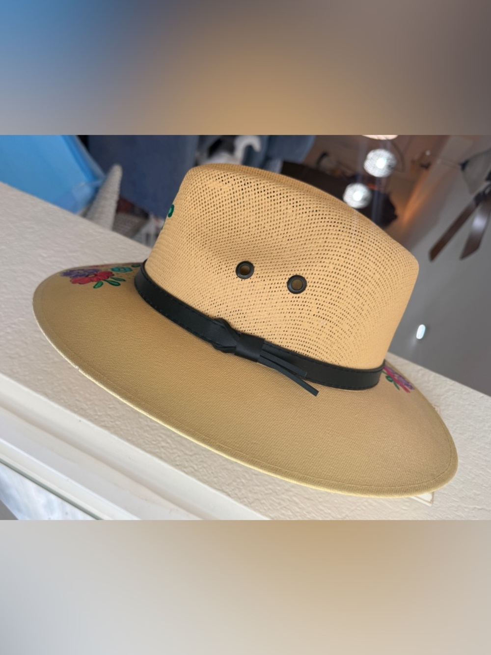 Pau Charlie NWT Panama-style hand
Painted artisanal straw hat. Ladies 
Sz LG - Picture 8 of 8